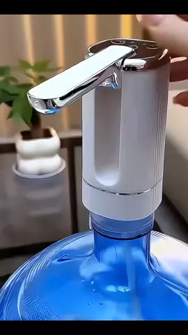 #WaterDispenser #AutomaticWaterPump #USBRechargeablePump #PortableWaterDispenser #WaterBottlePump 