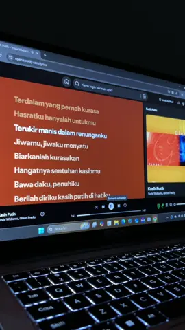 “biarkanlah kurasakann” #KasihPutih #YovieWidianto #liriklagu #spotify #foryoupage