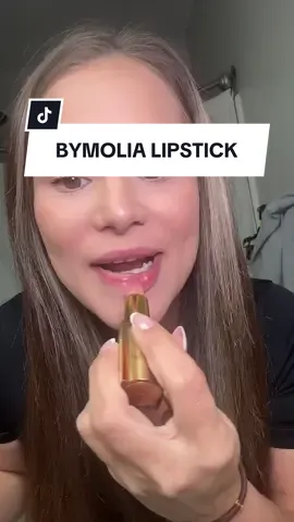 #lipstick #lipsticktutorial #tiktokshopfalldealsforyou #tiktokshopblackfriday #tiktokshoprestock 