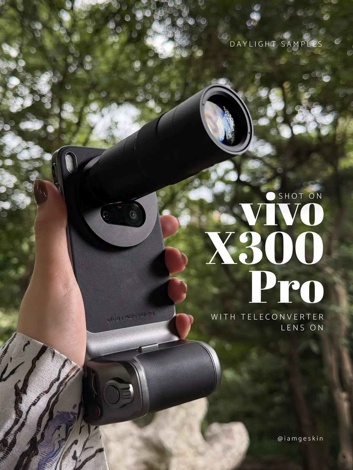 Tested the telephoto lens on the vivo X300 Pro in Shanghai. Pictures are sharp, detailed and have really natural depth, even from a long distance. Results straight from camera, no editing #mobilephotography #vivox300pro #shotonvivo #teleconverter #photographykit 