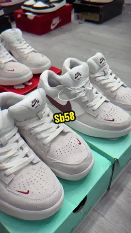 #CapCut meeee quáaaa #xuhuongtiktok #Sb58 #giaysneaker #giaynuxinh 