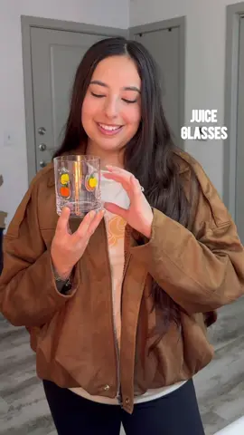 Los vasos para cafe mas virales  . . #juiceglasses #coffeeglass #glasscup #cutecups #tiktokshopfinds 