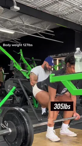 How impressive is it to lift twice your body weight? When I started powerlifting, I was blown away by how quickly my body adapted and grew stronger. Some weeks, the weight humbled me—but every setback fueled my drive. Watching myself progress, week after week, was one of the most empowering and rewarding experiences I’ve ever had in fitness.