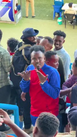 Hayeey dharkeynley kulha😂🙌🙆🏻‍♂️#xidigahagoosgoos🎥🏟 #amiir____enzo 