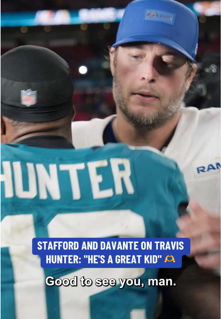 vets giving the rookie respect 🤝 #matthewstafford #davanteadams #travishunter #nfl #micdup