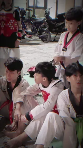 Đẹp trai không sợ đối thủ, chỉ sợ cô phạt thoiii 😆 #fyp #taekwondo #xhhhhhhhhhhhhhhhhhhhhhhh #trending #tiktok 