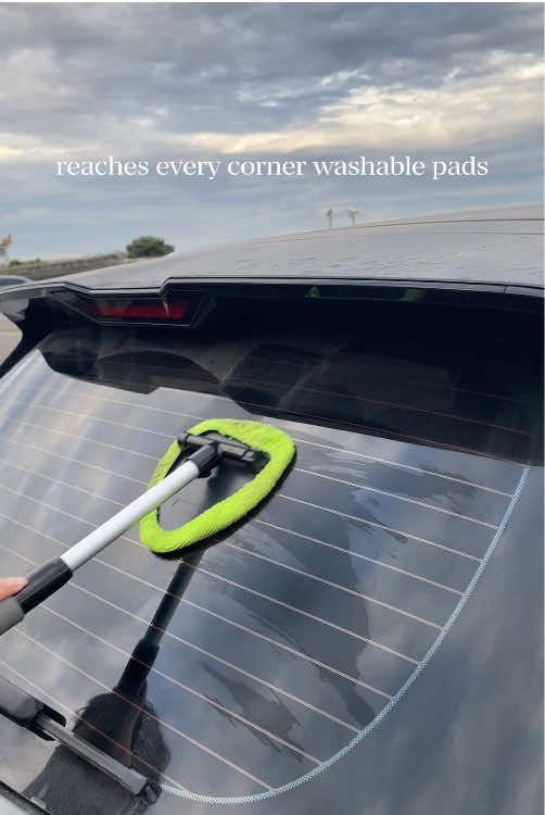 #cardetailing #carmusthaves #windshieldcleaning #windshieldcleaner #carhacks 