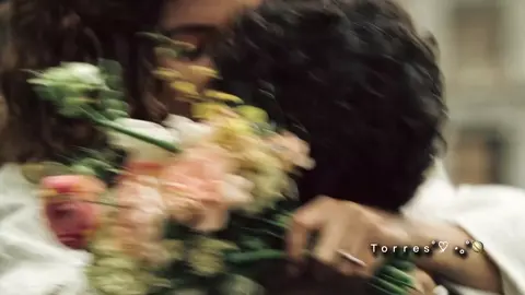 عيونك لا توريها لغيري لا توريها 🌷🌸🕊#viralvideo #انيحبكمكلكم💞🙂 #توريس🌟💗 #fypシ #foryoupage 