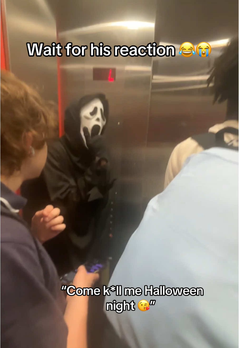 Even bro to the left was shocked 😭#fyp #viral #ghostface #YBM #illinoisstateuniversity 