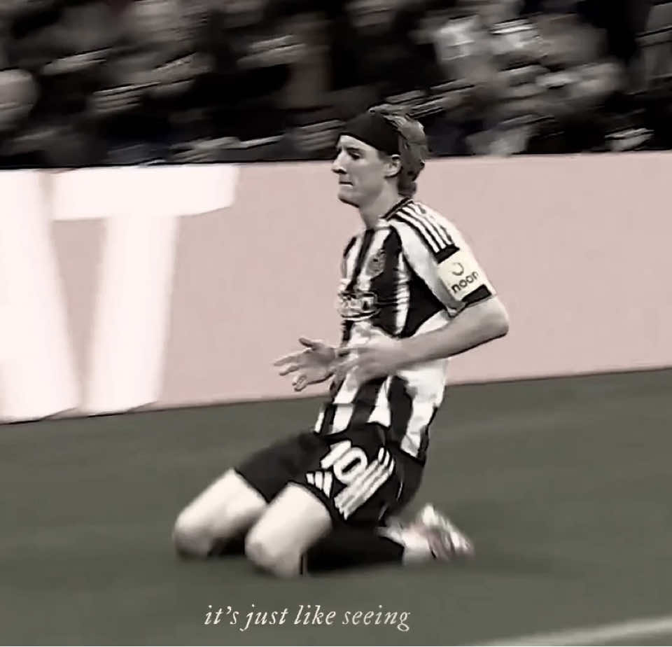 #ANTHONYGORDON he’s so back #fyp #newcastleunited #viral #edit 