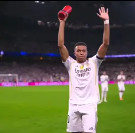 تبغى تشي تشي ولا الموت؟ 😂🔥 #ريال_مدريد #برشلونة #كلاسيكو 