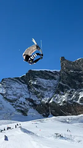 Tatatatataaaaata #freeskiculture #freeski 