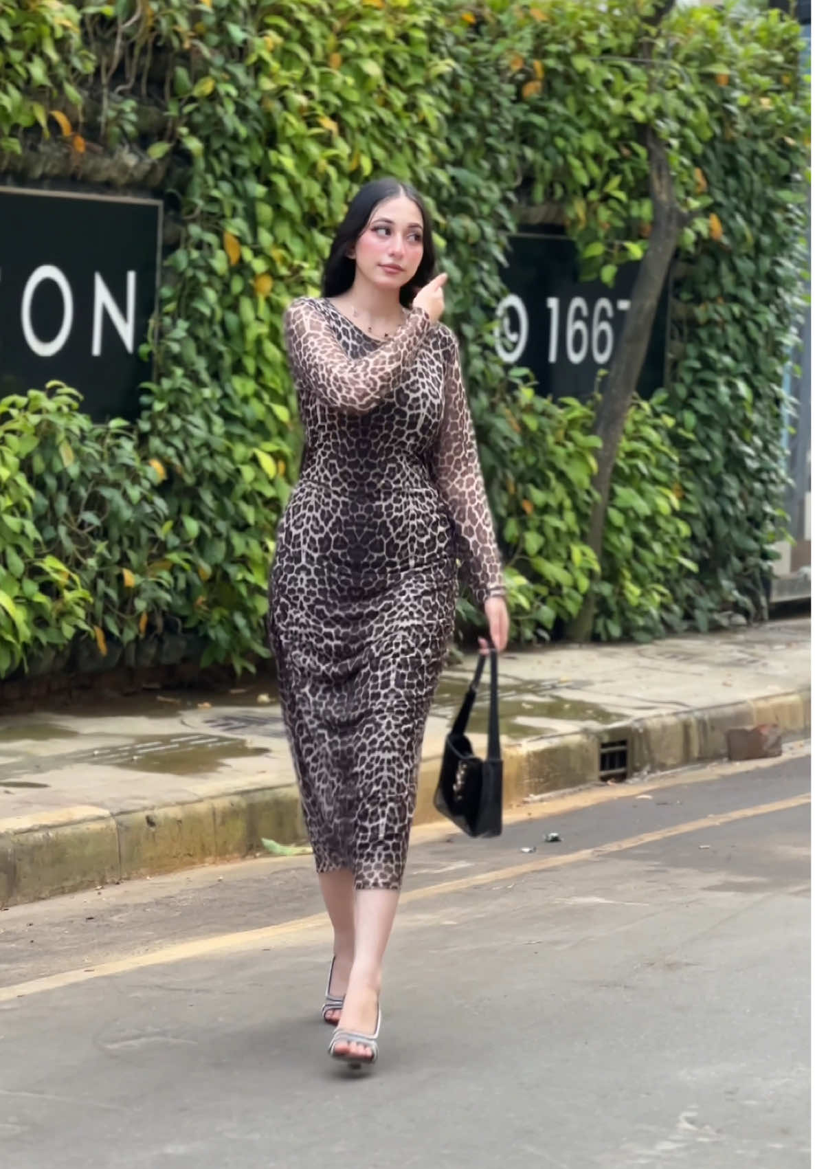 🐆🖤dress: @TrendY CoRner #foryou #fypシ゚ #foryoupage #unfrezzmyaccount 