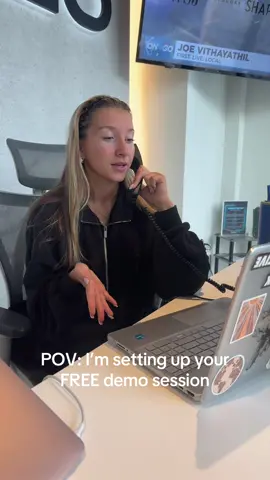 Us whenever new members call th studio! #emstraining💯🏋🏻 #healthyliving #dietmyths #emstraining #workout 