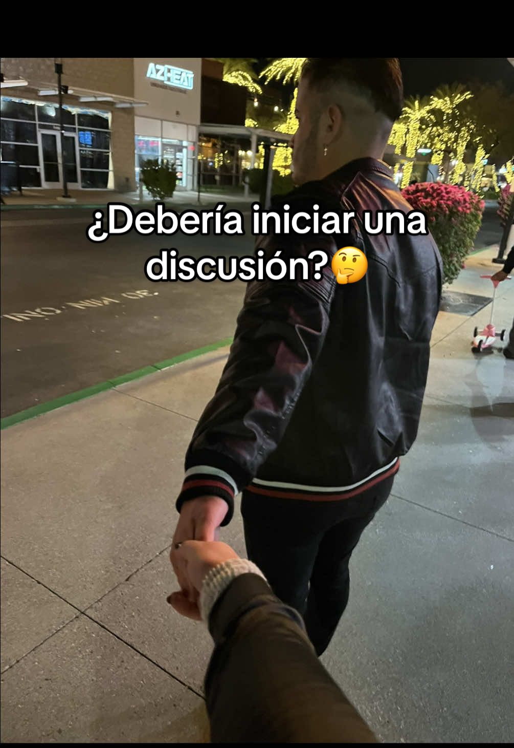 Que dicen girls…¿Debería iniciar una discusión?🤔😤  (Es HUMOR, ya subí la parte 2, no se proyecten los niñito) #fypシ゚viral🖤tiktok #couple #humor #cubanosporelmundo🇨🇺 #discutir 