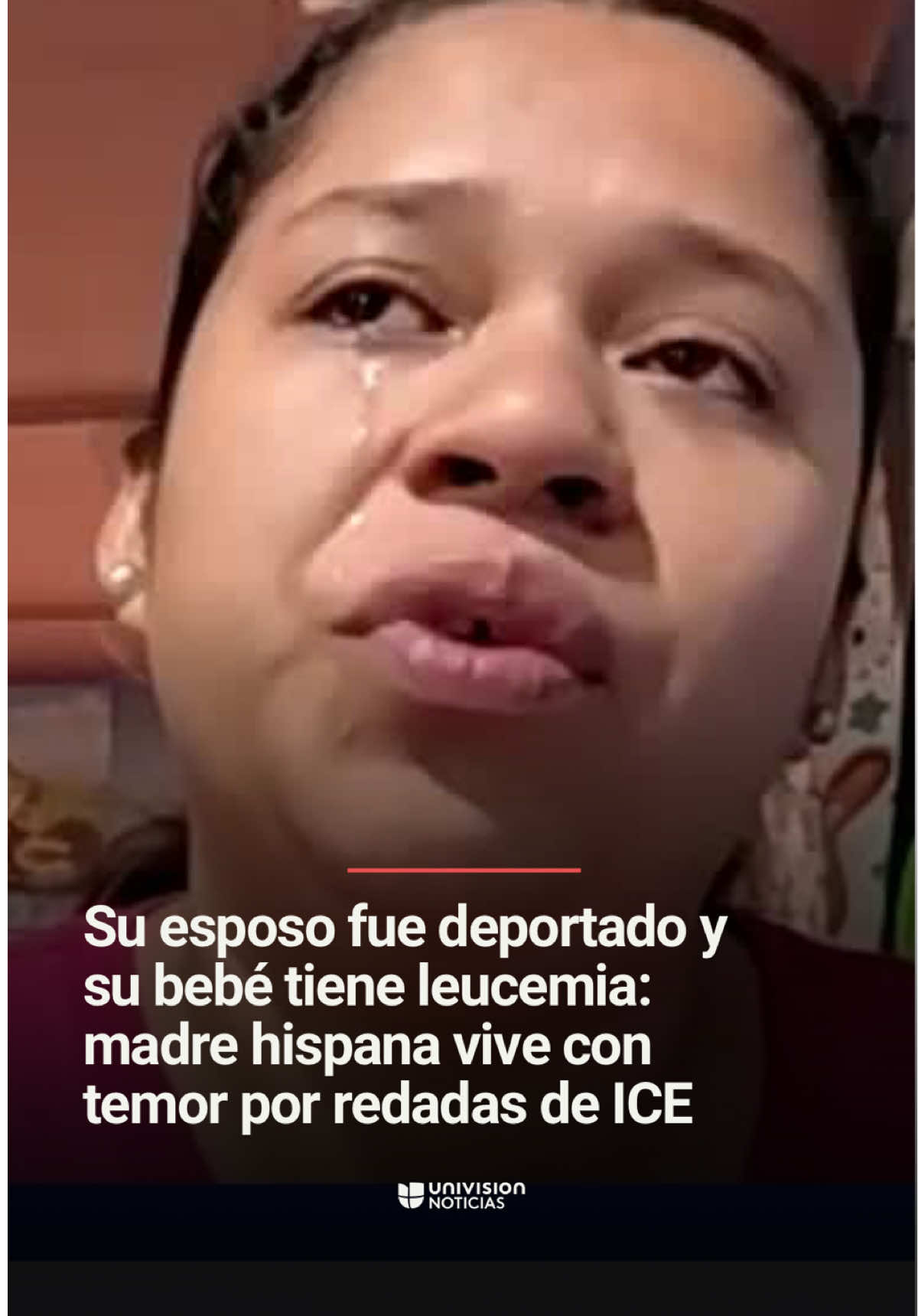 ➡️ Su hija fue diagnosticada con leucemia y ahora esta madre hispana vive con temor por redadas de ICE. Miriam Cruz enfrenta una dura realidad. Su esposo fue deportado a El Salvador mientras su hija de casi 2 años lucha contra la leucemia. Ahora, esta madre hispana teme que ICE también la detenga y su pequeña se quede sin el tratamiento que necesita para vivir. Informa @xeylialfaro.  📺 Más del Noticiero Univision a las 6:30pm/5:30C y Edición Nocturna a las 11:30pm/10:30C. #inmigración #migrantes #ElSalvador #ICE #redadas  