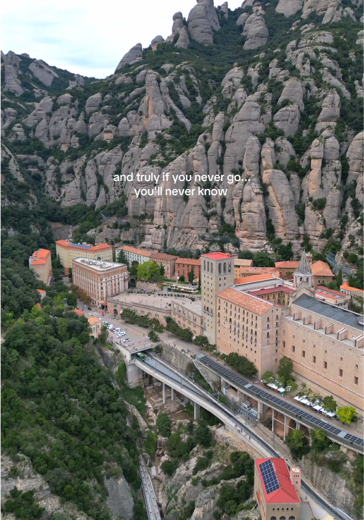 I can't believe this place is real... welcome to the BEAUTIFUL 📍Montserrat, Spain 