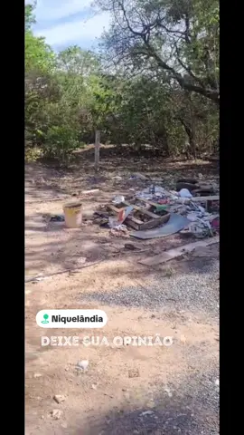 🚯 Pedido de Conscientização Um morador da região relata indignação e a preocupação com o lixo que vem sendo jogado às margens das estradas, em vez de ser corretamente descartado.  Ele pede a colaboração e a conscientização de todos para manter nossas vias limpas e preservar o meio ambiente. Vamos fazer a nossa parte! 🌿 Lixo é no lixo! ♻️
