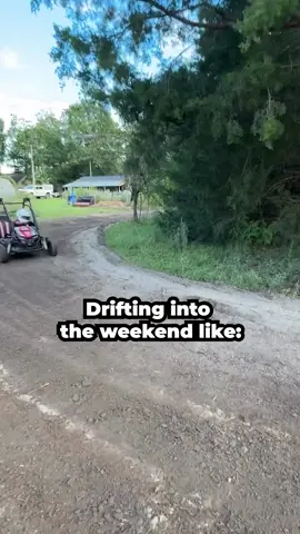 Sliding into the week like… 🏎️💨 🎥: @tyrannosilas_rex (on IG) #ColemanMinibikes #Minibike #braap