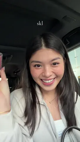 skl naman feeling beauty vlogger siya emz #fyp 