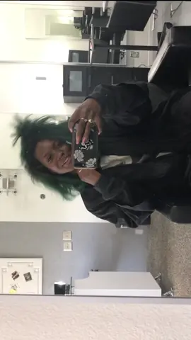 Looking like a gremlin 😂