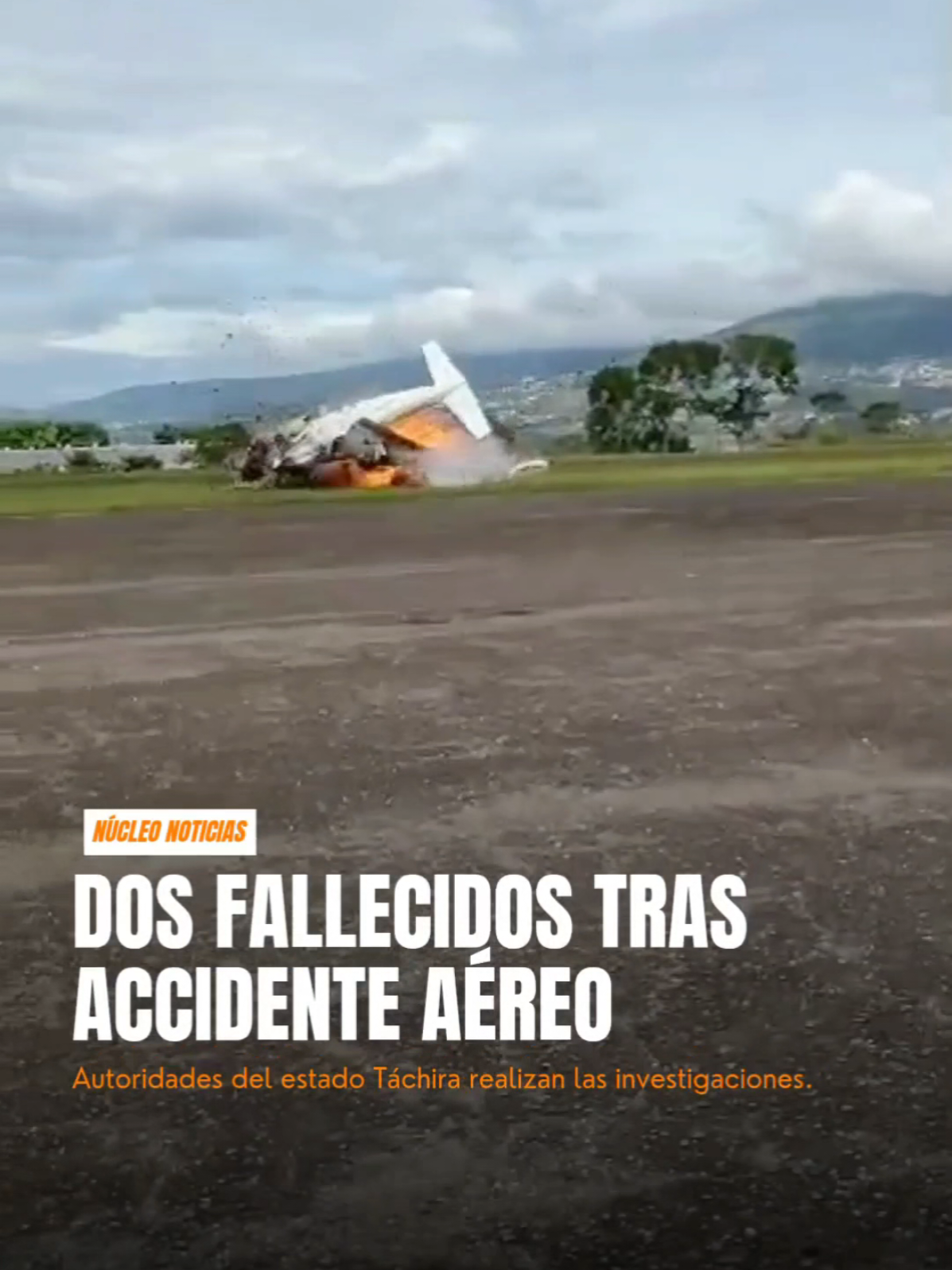 🚨 Accidente aéreo en Táchira dejó dos fallecidos  ​Una avioneta siglas YV1443 modelo Cheyenne se estrelló la mañana de este miércoles #22octubre, en el Aeródromo de Paramillo en San Cristóbal estado #Tachiral, luego de perder el control durante la maniobra de despegue. ​LA CIFRA MÁS LAMENTABLE: ​Información preliminar apunta al fallecimiento de los dos tripulantes de la aeronave, quienes, según los reportes iniciales, no serían oriundos del estado Táchira. La periodista tachirense Sandra Rondón informó que extraoficialmente, 