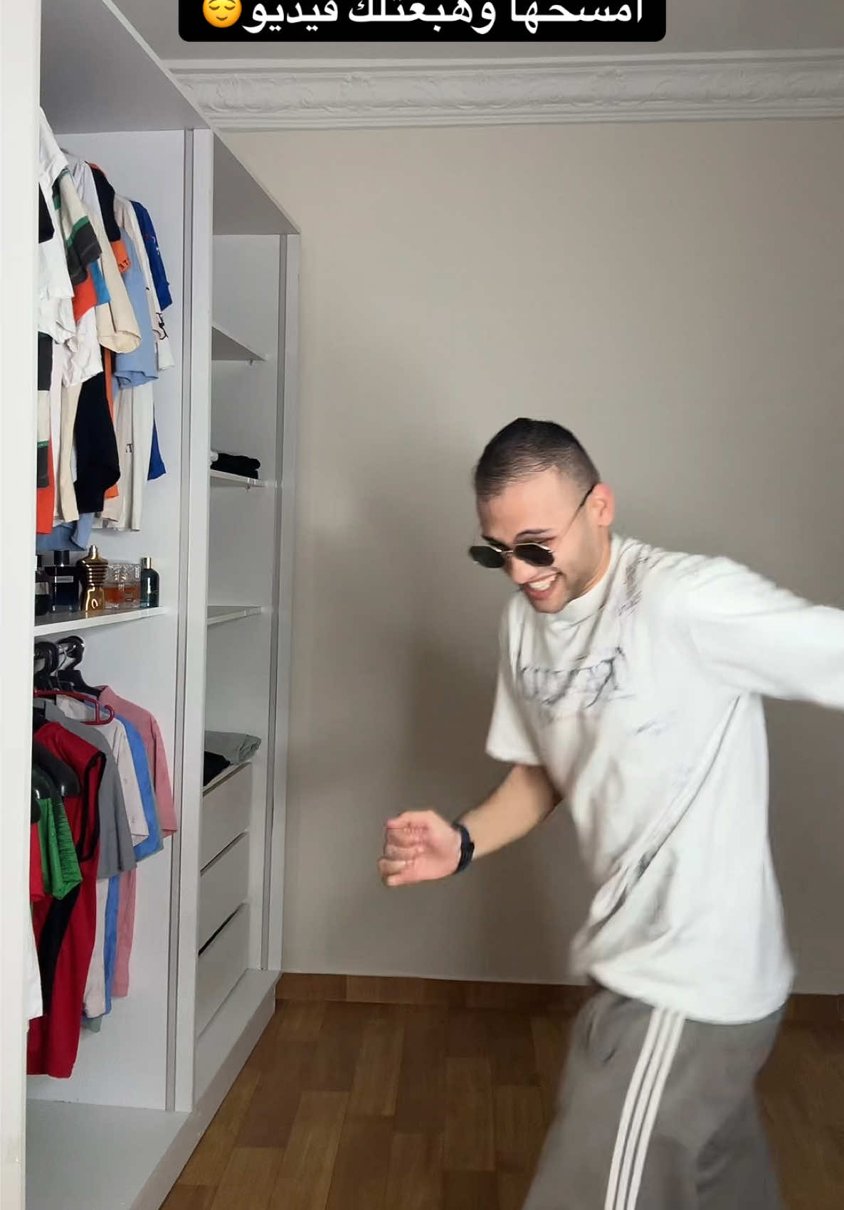 instagram : omar.hatem233 بوزع حلويات هناك😍 #omarmora #المنصوره #fypシ 