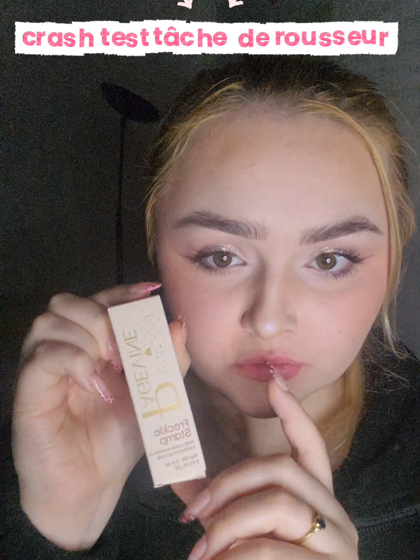 j'ai des taches de rousseurs seulement en été donc je ne dis pas non pour en avoir en hiver ahah ! je teste le produit que l'on a vu partout sur tiktok pour me faire mon idée !  #tachesderousseurs #tutotachederousseur #tutotachederousseurs #maquillage #offrepourtoi 