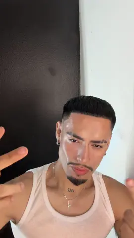 @ONE SIZE BEAUTY @Beauty Creations Cosmetics @Diorbeauty @Ciele Cosmetics @Kulfi Beauty @Rare Beauty @NYX Professional Makeup @REFY #meninmakeup #glowymakeup #onesizebeauty #beautycreations #refybeauty #makeupisforeveryone 