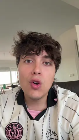 Donde se fue Karina 🫩