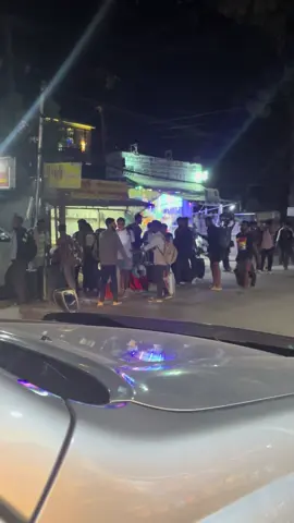 မြဝတီမှာ ကျားဖြန့်တွေ ဝင်ဖမ်းတာ မိုးလင်းထဲက တစ်နေကုန်ပဲ အခုထိ တစ်သီသီ ထွက်လာနေကြတုန်းပဲ လူတွေထောင်ချီတယ် ခုvideo ထဲကတော့ အင်ဒိုနီးရှား တွေ #foryou #frypgシ #foryoupage❤️❤️ #you #ပေါက်စမ်းရောက်စမ်း 