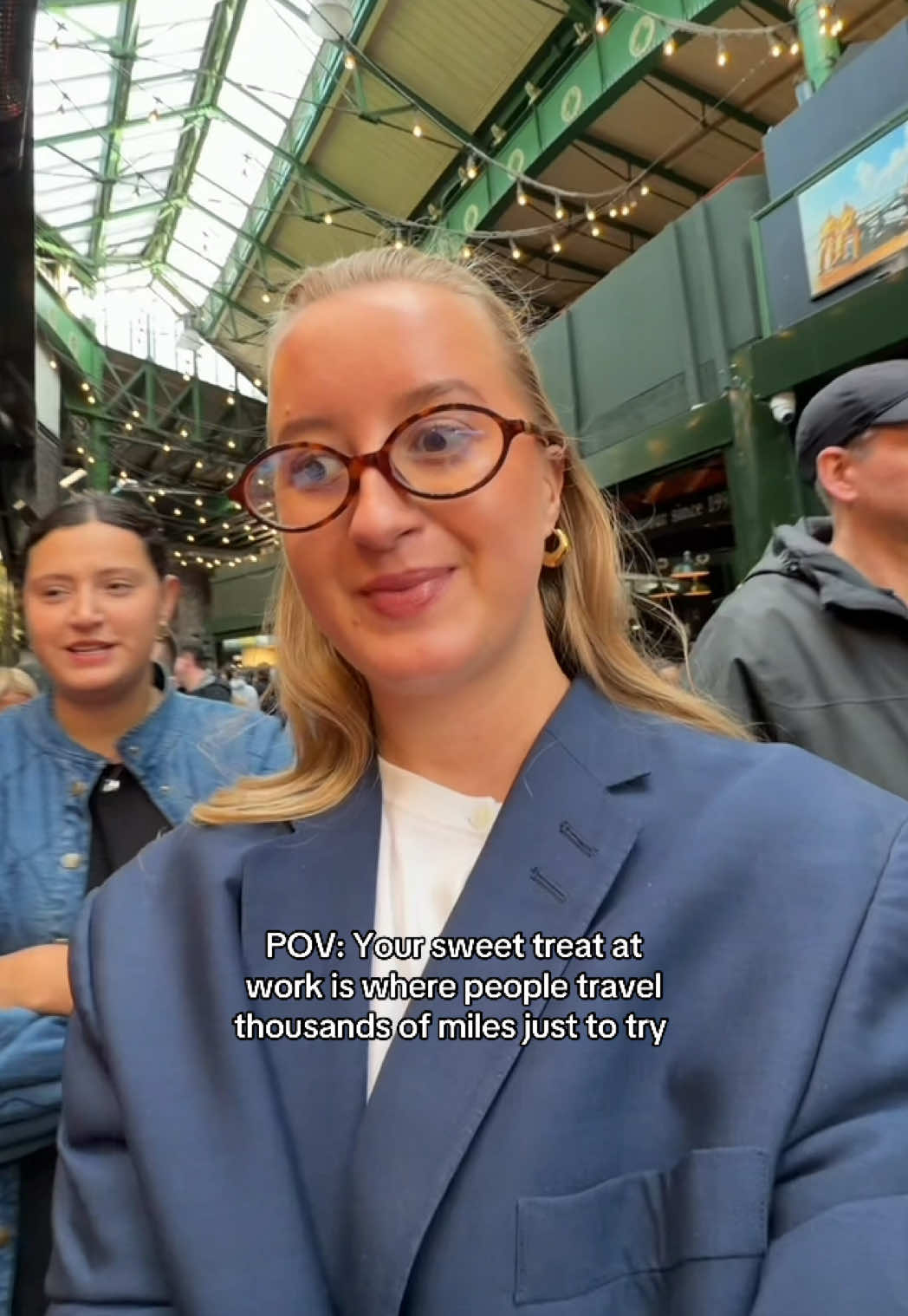 And it really is just a sweet treat, once in a blue moon, cause the price always has me on the floor🥲🥲 #fyp #sweettreat #boroughmarket #worklife #london 