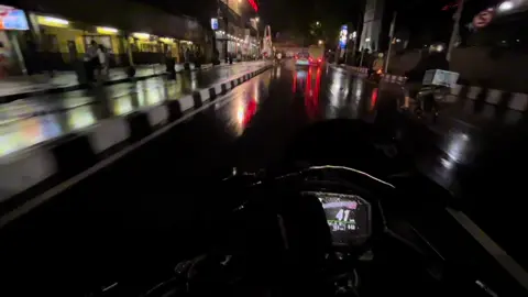 Kangen vibes bandung after rain #kawasaki #zx25r #xyzabc #fyppppppppppppppppppppppp #takhwon🥷🏻 