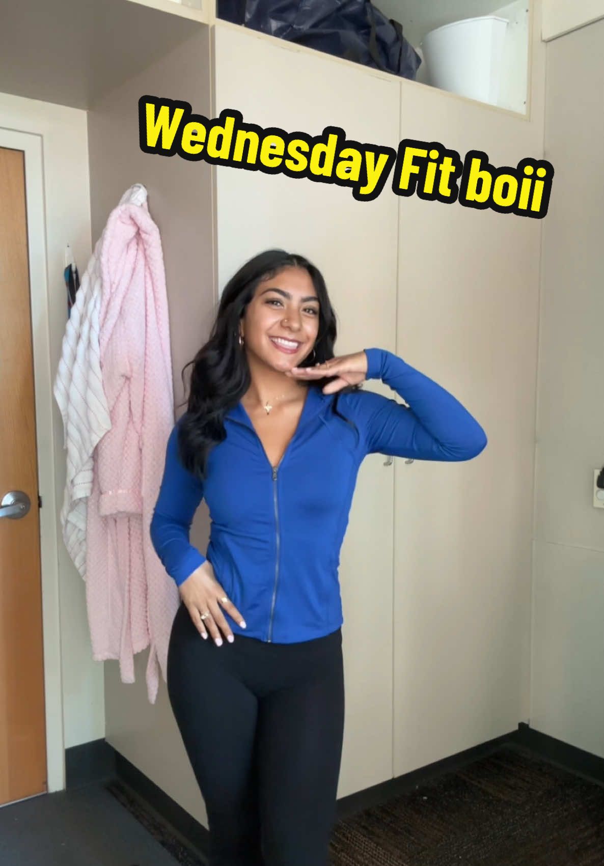 HAPPY WEDNESDAY!!! #OOTD 