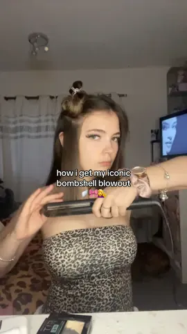 victoria’s secret bombshell blowout tutorial! #foryoupage #foryou #victoriassecret #hair #hairtutorial 