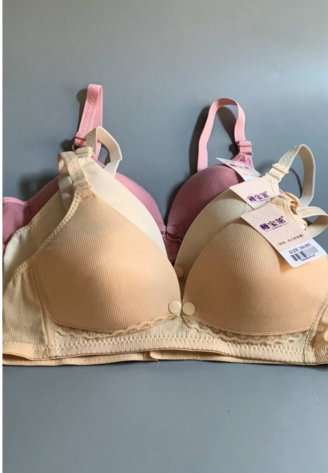 If breastfeeding mom ka, kailangan mo talaga netong maternity bra, so hindi kana mahihirapan pa magpadede kay little one.😍 #maternitybra #bra #breastfeedbra #trendingmaternitybra #nesting 