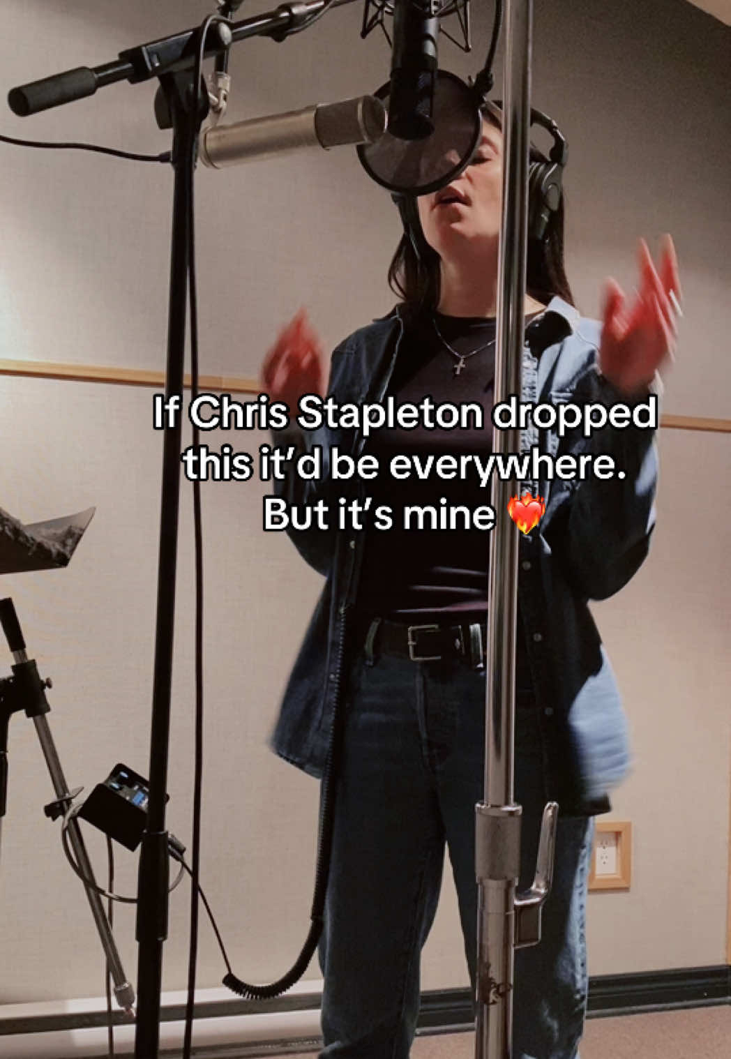 This is On The Edge ❤️‍🔥 #altrock #countryrock #chrisstapleton #songwriter #ontheedge 