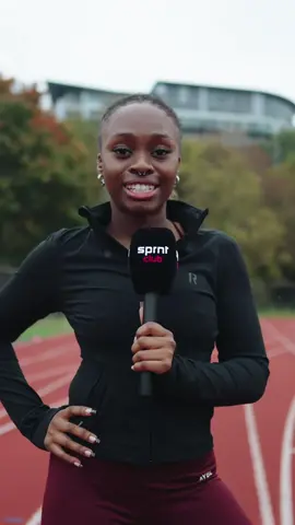 We SPRNT through rain or shine 💗 next session - Tuesday 4th Nov, 8pm. Battersea Park Millennium Arena. RSVP on insta  #sprntclub #sprintclub #runclub #londonrunclub #fitnesscommunity 
