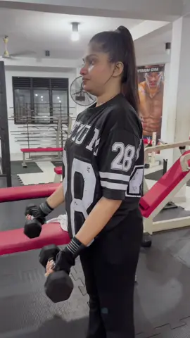 😩🫶 #kithmini_kavindya #onemillionaudition #fypシ #Gym #gymlovers 