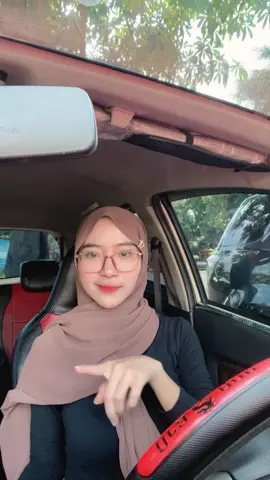 ada orang yg bikin ga fokus