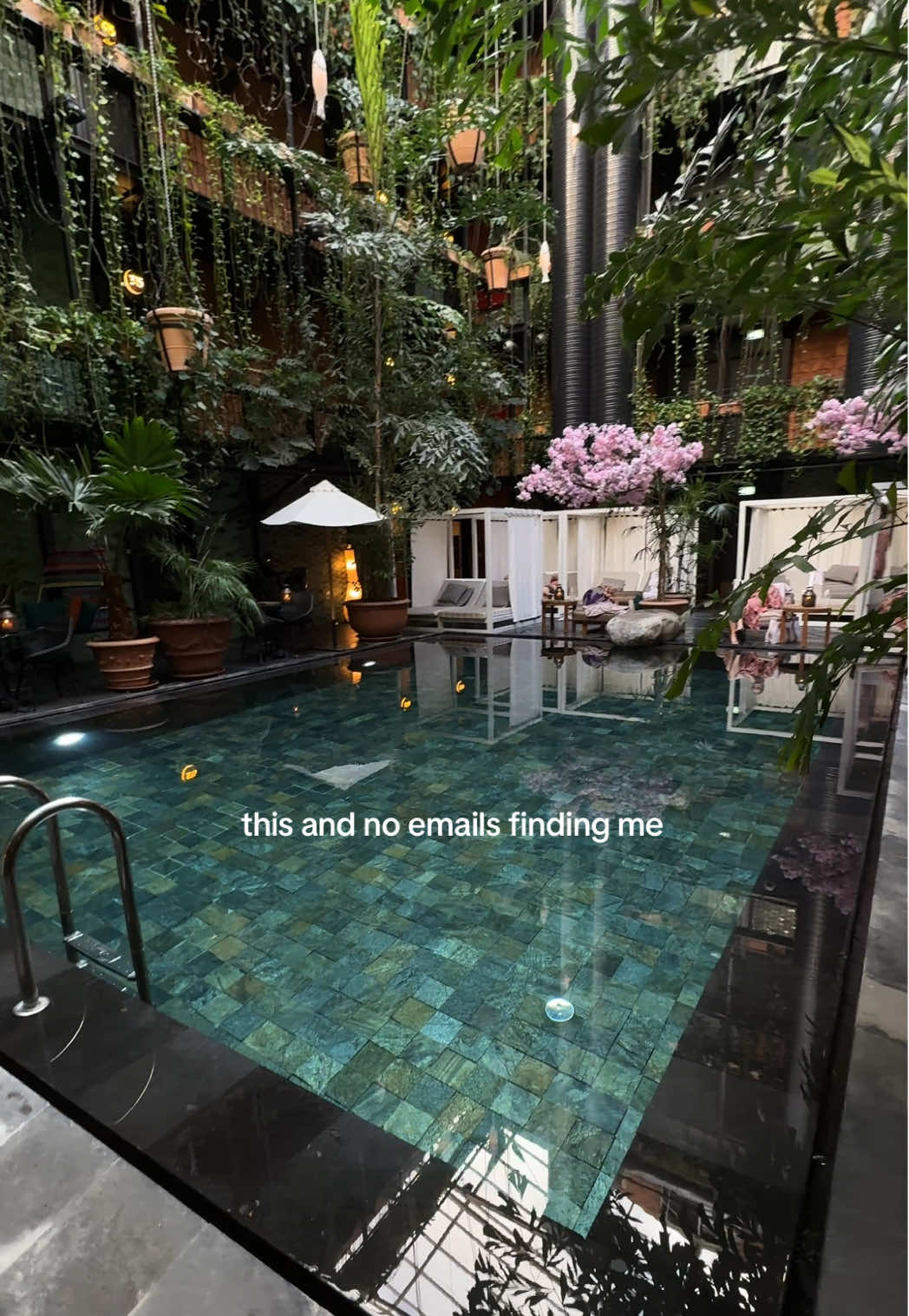 I wasn’t kidding when I said I had the bestttt time on my solo trip to Copenhagen and have so many things to share!! How beautiful is this place?? I spent the afternoon of my birthday swimming in this warm pool sipping on prosecco reading my book and then using the sauna and steam rooms on the top floor  🧖🏻‍♀️ It was divine. I’ll definitely be back someday.  Manon Les Suites  Copenhagen, Denmark 📍 #manonlessuites #copenhagen #solotravel 