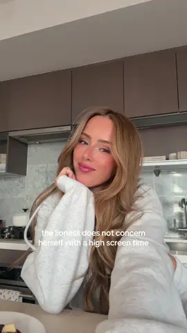 the lioness does not concern herself  #lioness #relatable #girls #viral #screentime 