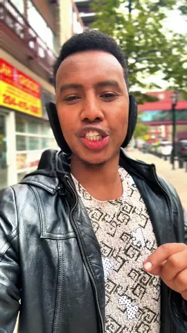 Sheeko qosol badan oo qabsatay hooyo somaliyeed 