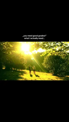 young and free🌻🌻 #cinematic #filmmaking 