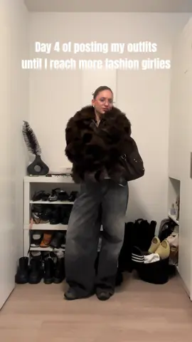 🧸#fashiontiktok #outfitinspo #grwm #OOTD #fashiongirlies 