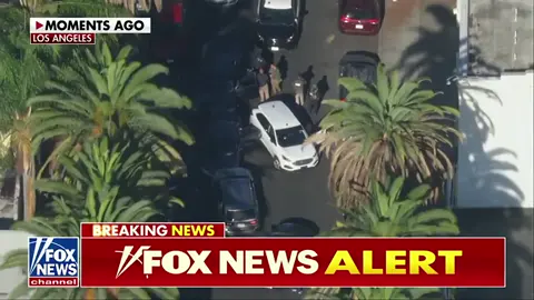 BREAKING: US Marshal has been SHOT during a Los Angeles immigration enforcement operation. Federal vehicles were RAMMED as the illegal tried to escape. An illegal alien was also shot. Both have non-life threatening injuries. Pray for all federal agents in the area 🙏 #mega #patriots #saveamerican #makeamericangreat #trump #x #elonmusk #jfk #fyp #usa #usnews #newfoxs #cnn
