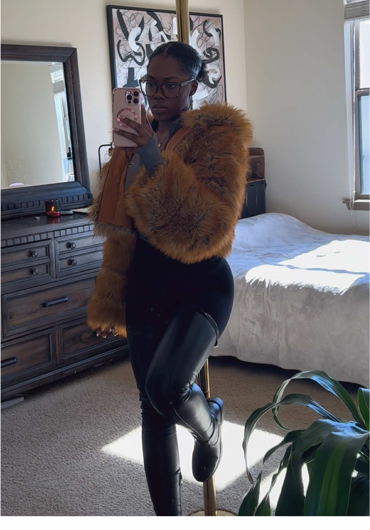 Thigh High boots from @Azalea Wang 🖤🫶🏾 Height: 5’10 Size: 12 _ #azaleawang #thighhighs #fallfashion #winterfashion #tiktokshopcreatorpicks 