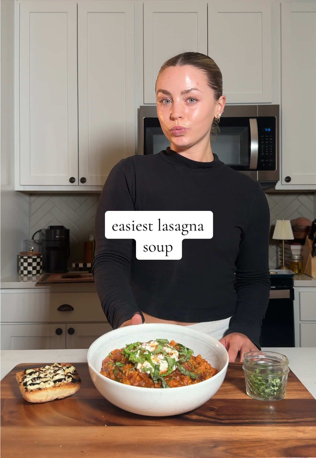 Easiest lasagna soup that’s perfect for soup season 🍅 full recipe in bio!!  @SAUZ @Kettle & Fire Shop @Simply Organic @Brami @Mike’s Hot Honey @Organic Valley  #EasyRecipe #quickrecipes #Recipe #soup 