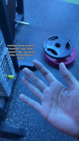 dulu gw ga ga suka tempat ini, tp sekarang cm tempat ini gw bs lampiasin berbagai mslah yg ada didiri gw #gymrat #gymbro #GymLife #fyp 