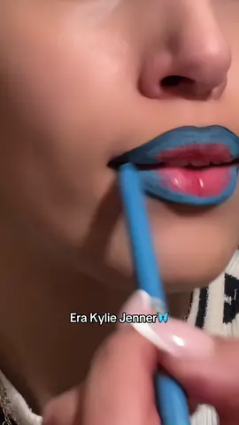 @NYX COSMETICS FRANCE @Maybelline France 🩵 #makeup #lipcombo #overline #tutorial #colorcombo 